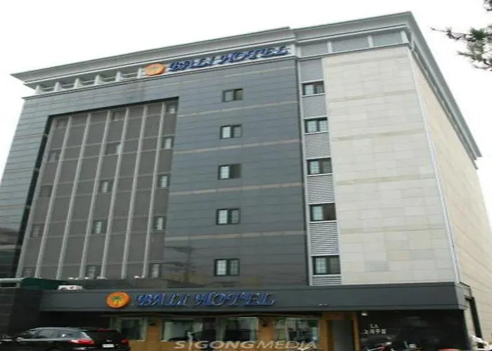 Bali Tourist Hotel