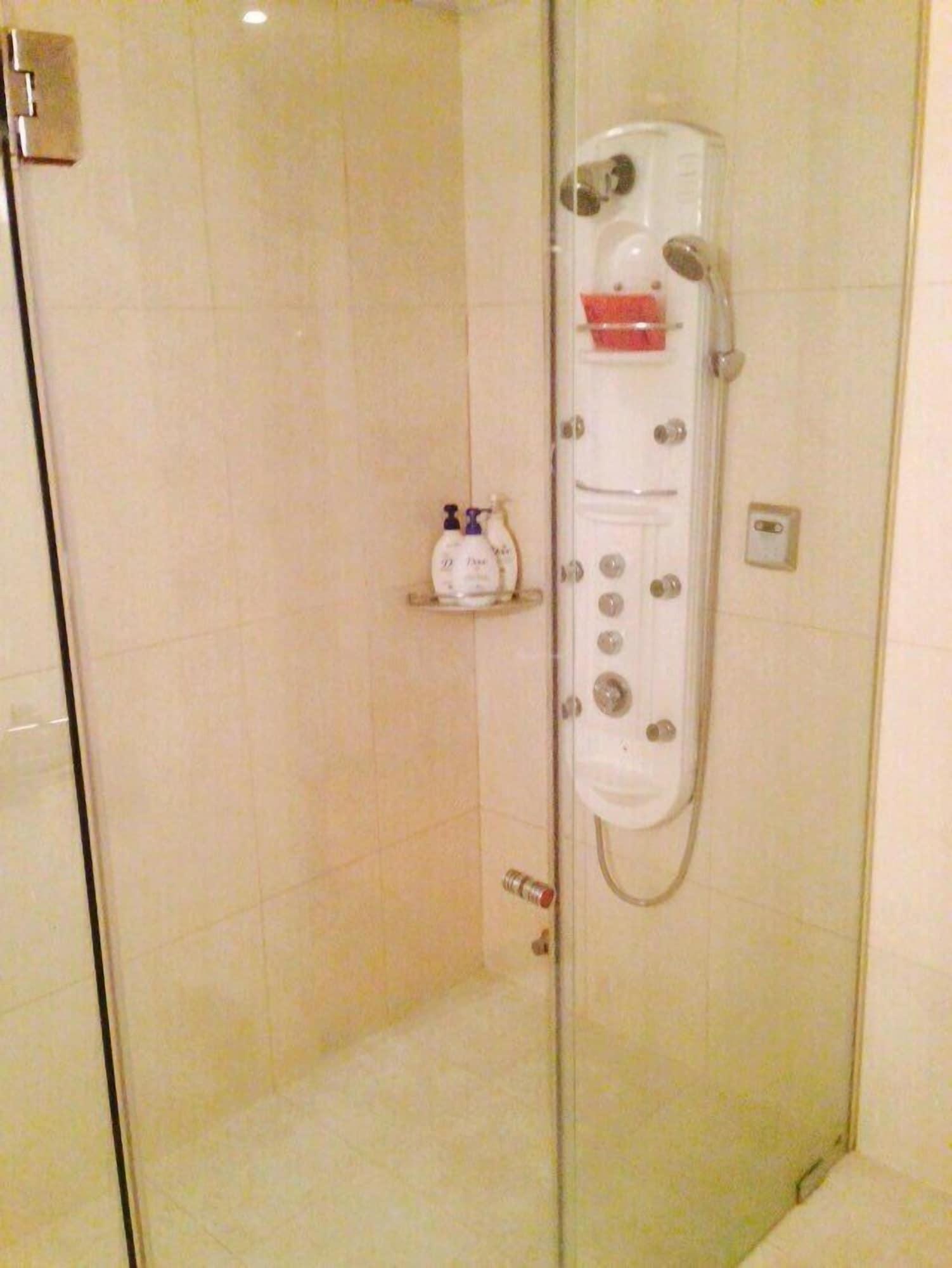 Hotel Bali Tourist 2*
